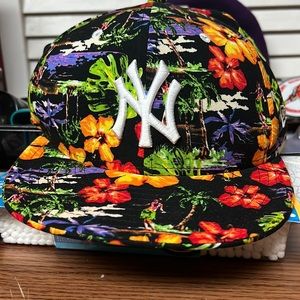 Tropical New York Yankees SnapBack